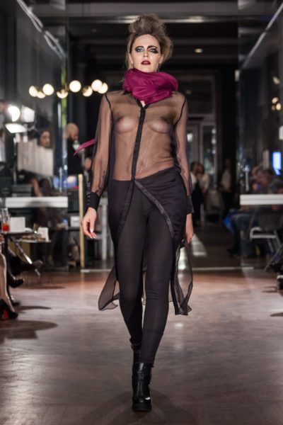 Look 19