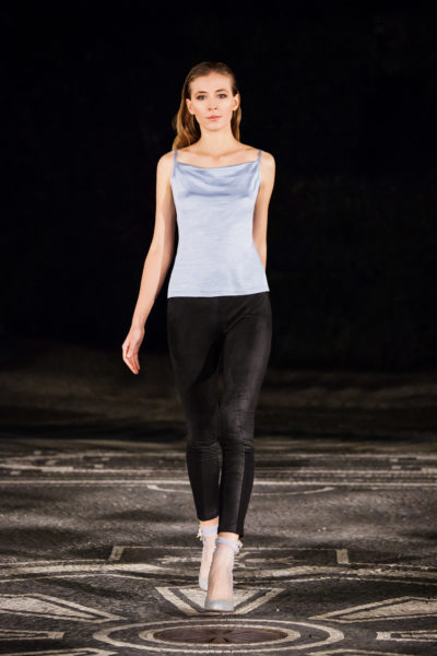 Look 11